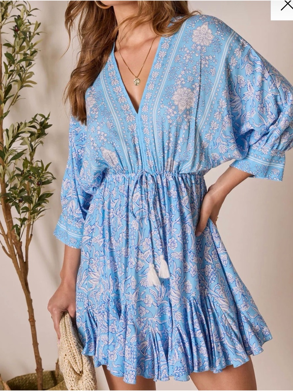 Aakaa Sky Blue Floral V-Neck Tiered Mini Dress